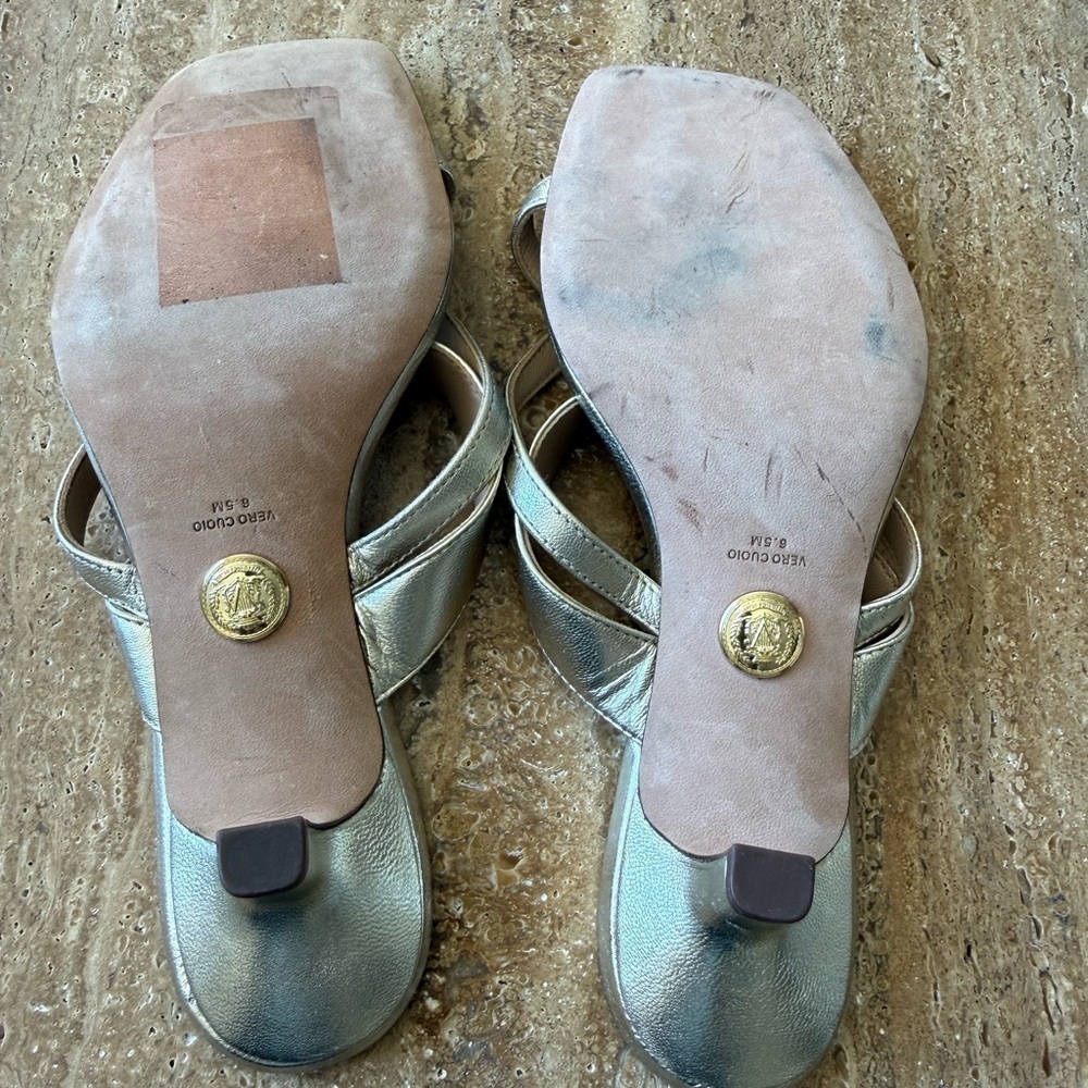 Veronica Beard Metallic Gold Strappy Slide Sandal size 6.5 - Picture 7 of 8